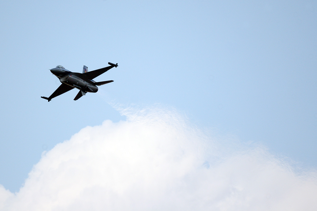 Illustration for article titled Az orosz lovagok leigázták Kecskemétet