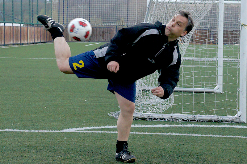 Orbán Viktornak az arcizma sem rándul egy tüdőlövéstől