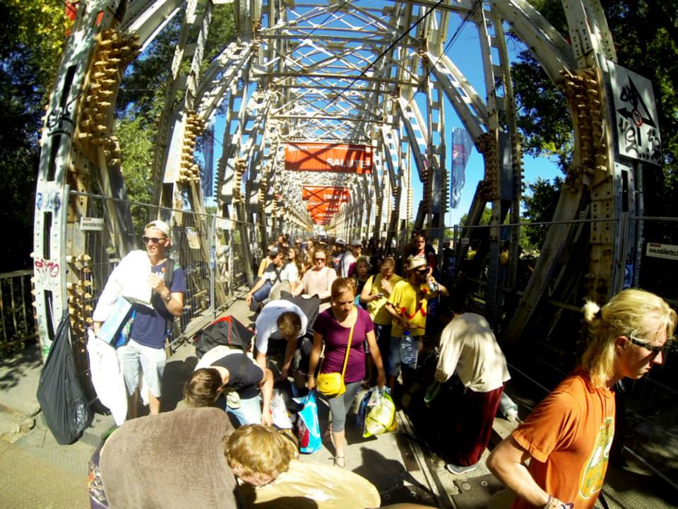 Nézd otthonról a Szigetet!