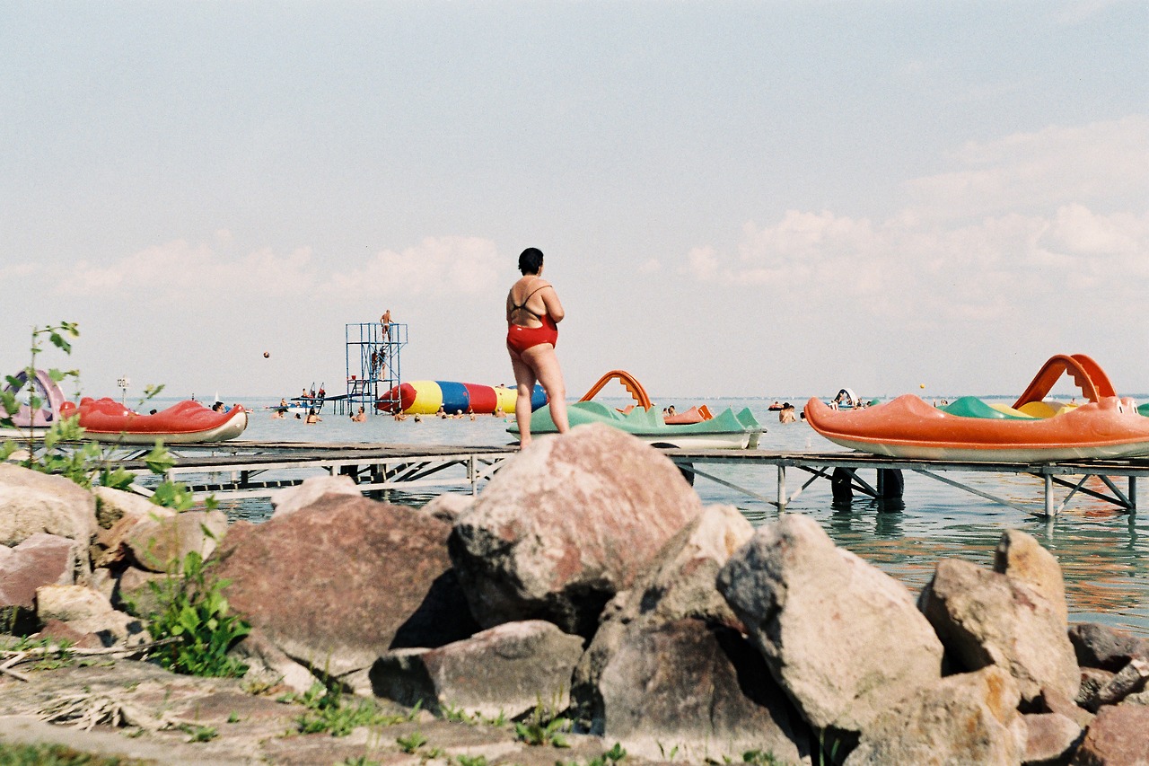 Nem fogod kitalálni, melyik évtizedben készültek ezek a balatoni képek
