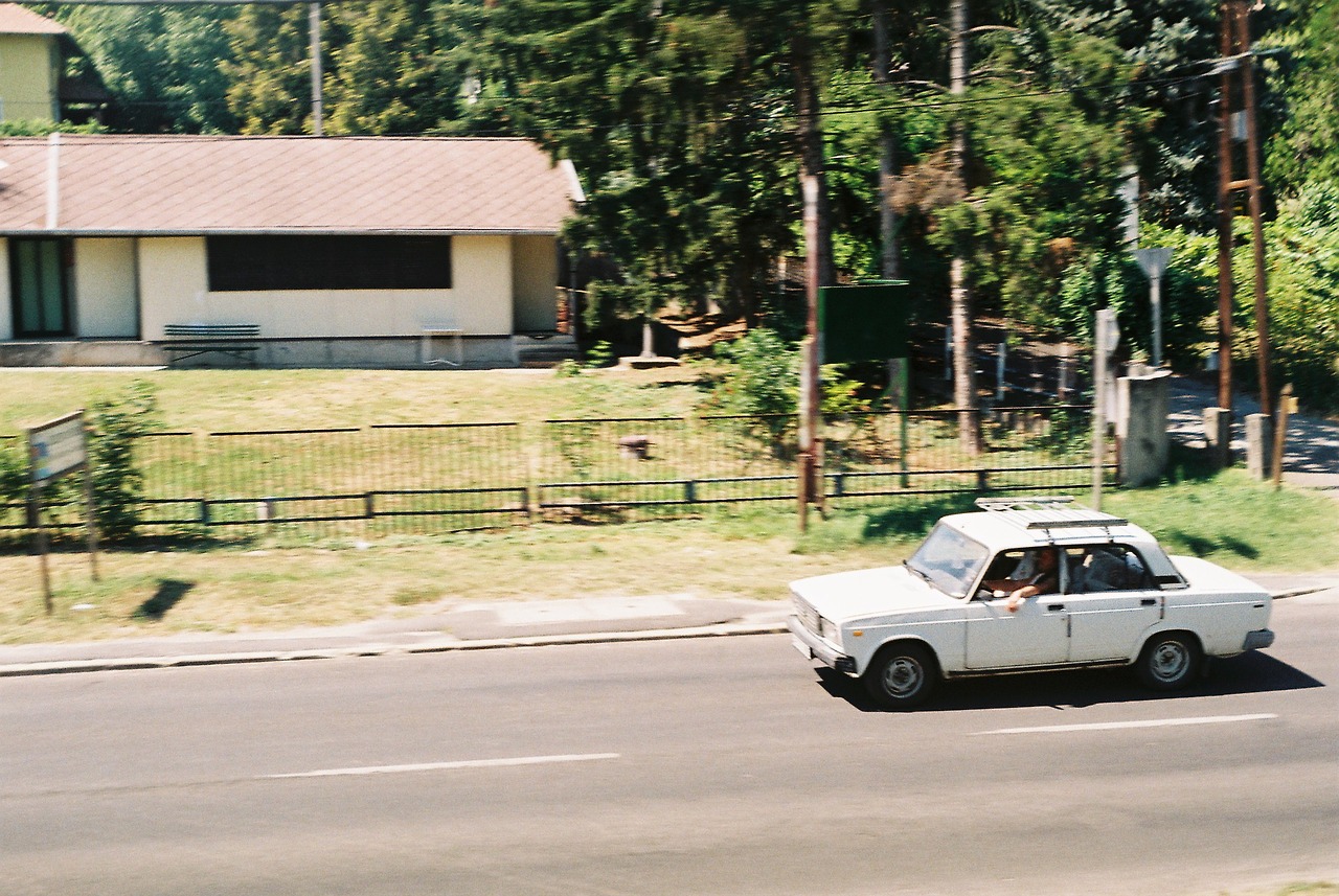 Illustration for article titled Nem fogod kitalálni, melyik évtizedben készültek ezek a balatoni képek