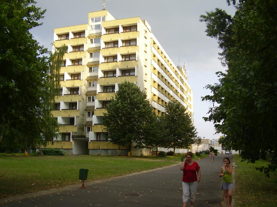 Illustration for article titled Negyvenen rosszul lettek Balatonon, a Hotel Lelle konyháját bezárták