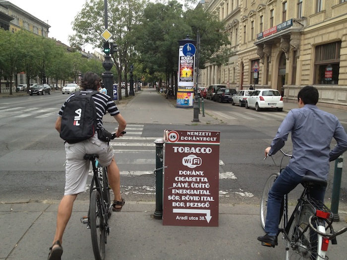 Illustration for article titled Megvan az ország legszemtelenebb trafikosa