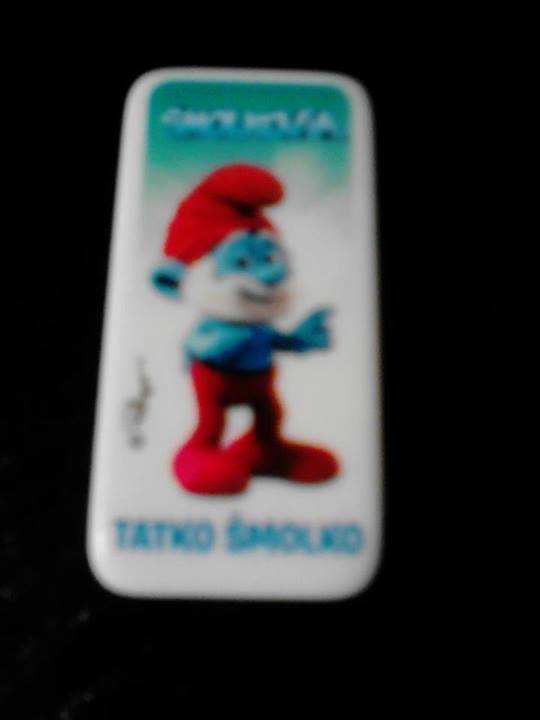 Illustration for article titled Síró babák és dühös mamák - kopik a festék a törpös Tesco-dominókról