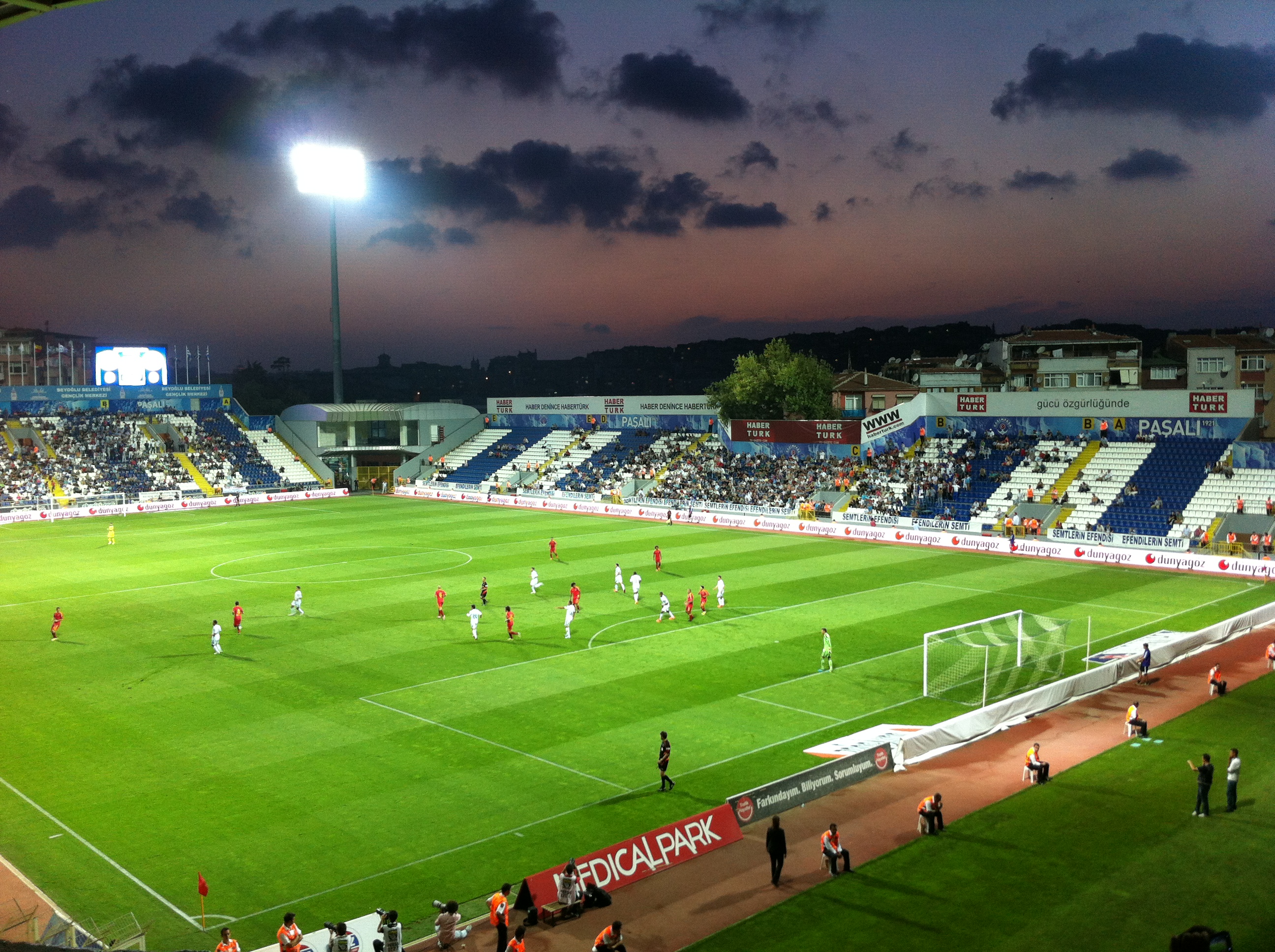 Illustration for article titled Ilyen se lesz a büdös életben az Orbán Viktor-stadionban