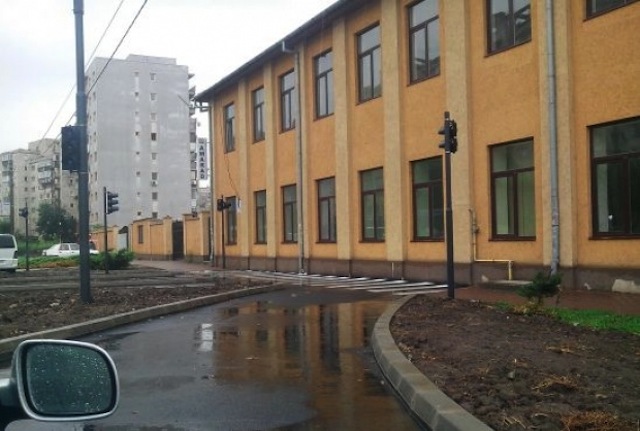 Illustration for article titled Európa legviccesebb kereszteződése Romániában van