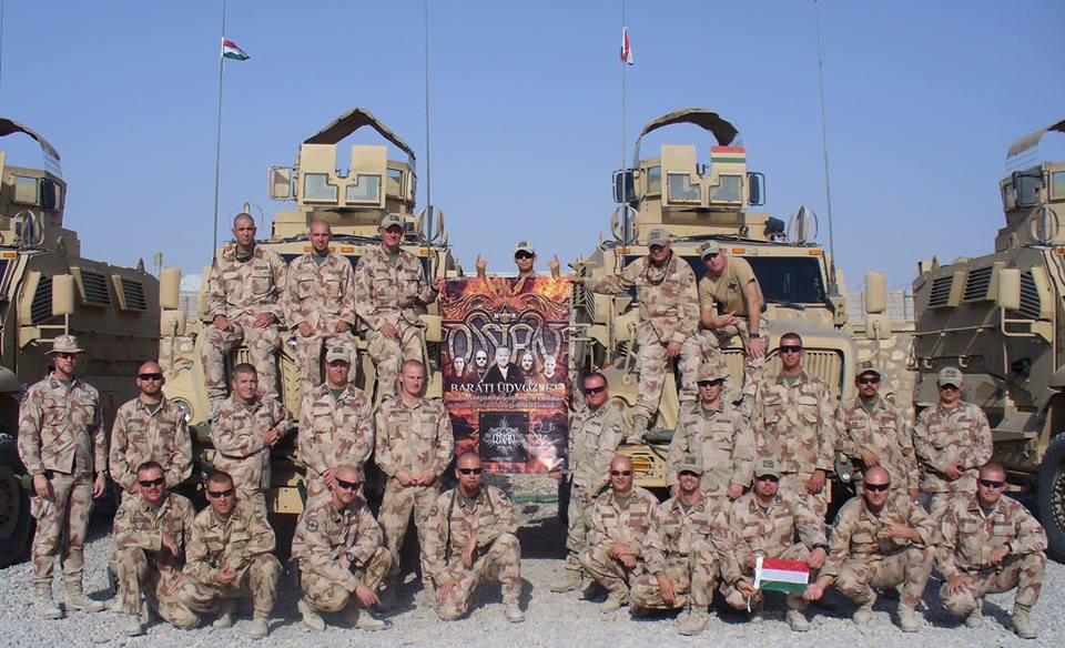 Az Ossian Afganisztánban - a nap sajtóközlemény-fotó-kombója!