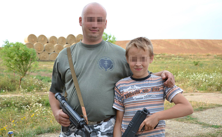 Szélsőjobboldali őrültek tanítják a gyereked