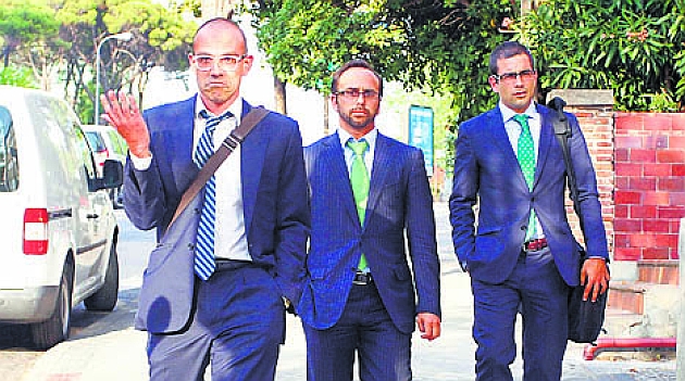 Titokzatos csalók tárgyaltak a Manchester United nevében?