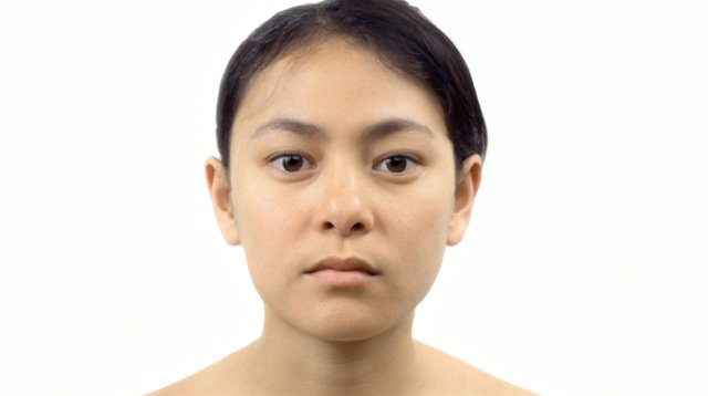 Elképesztő videó az öregedésről: így lesz a pici lányből őszhajú néni