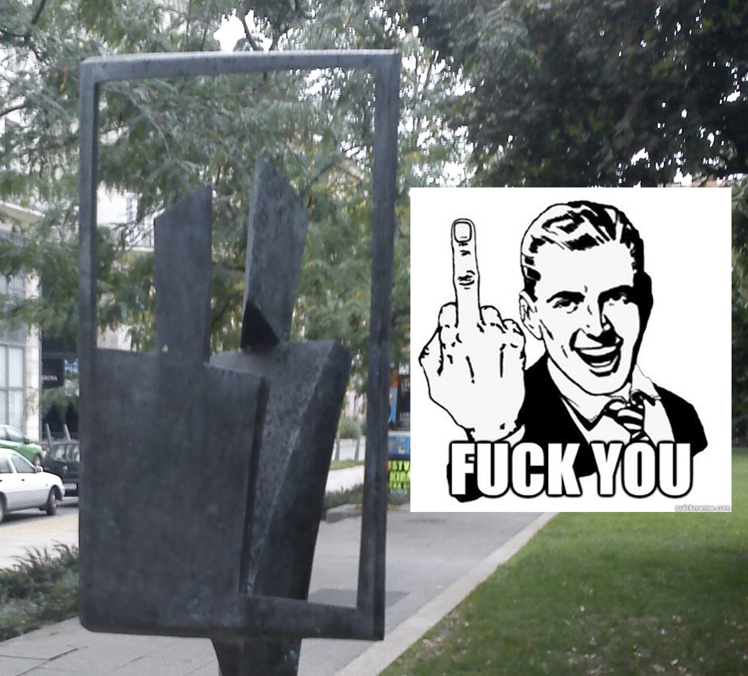 Illustration for article titled Rájöttek mit ábrázol a szobor az Erzsébet téren. Csak be ne tiltsák!