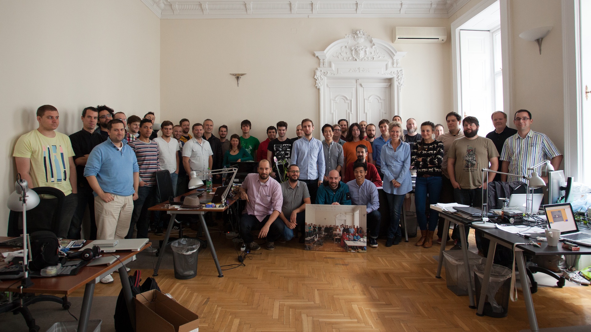 Illustration for article titled A Cink beszáll a 2014-es választási kampányba