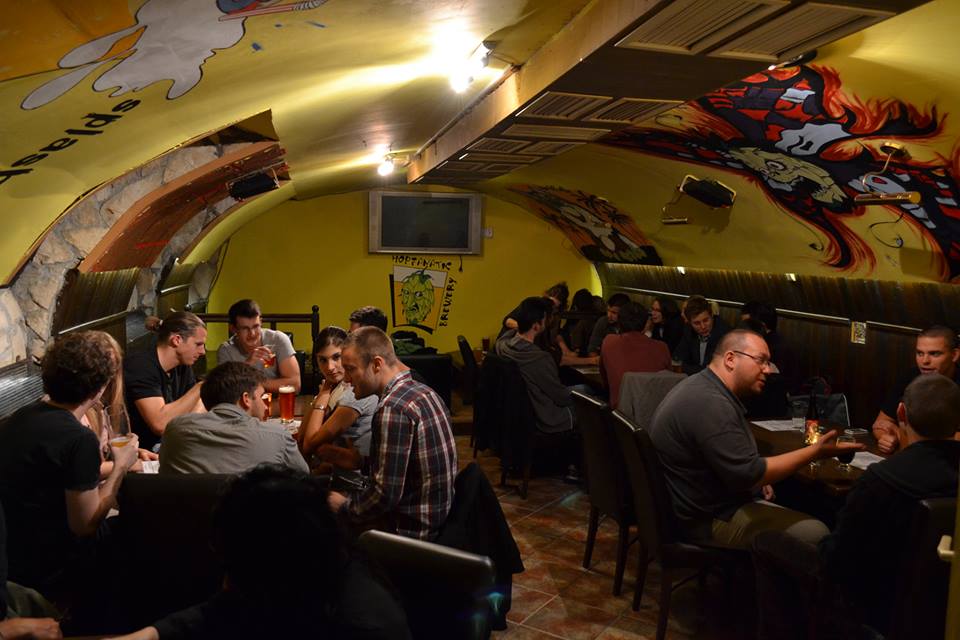 Illustration for article titled Kocsmát nyitott a Hopfanatic, csütörtökön zsír lesz a buli!