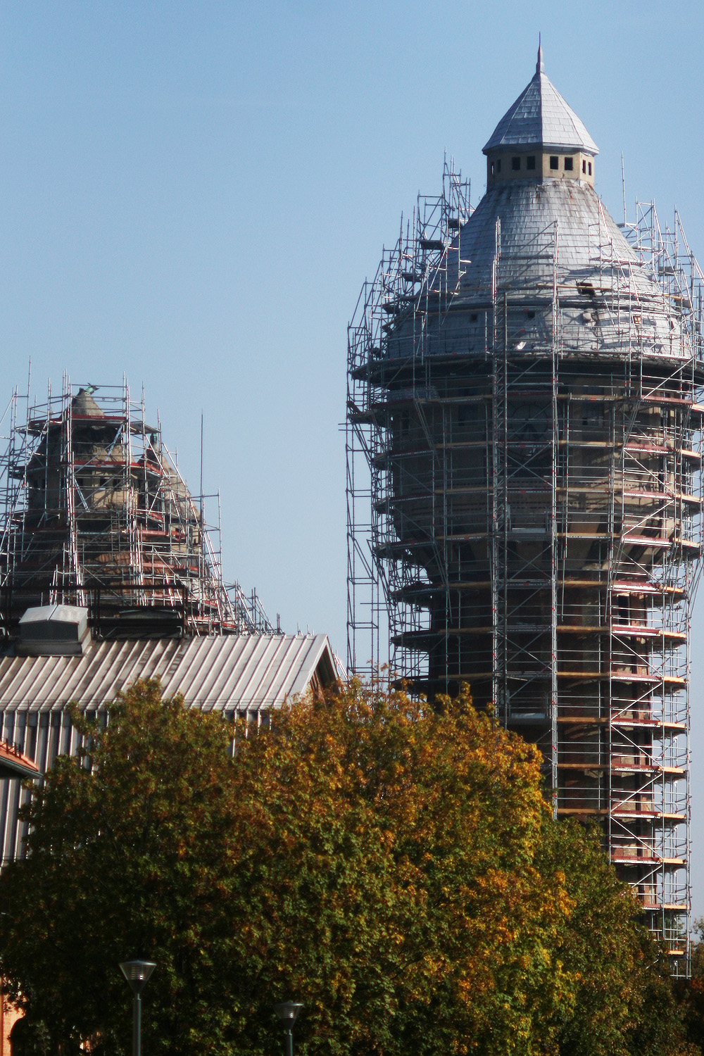 Illustration for article titled Éljen! Kevésbé bűzlik a gázgyár, mint hét éve!