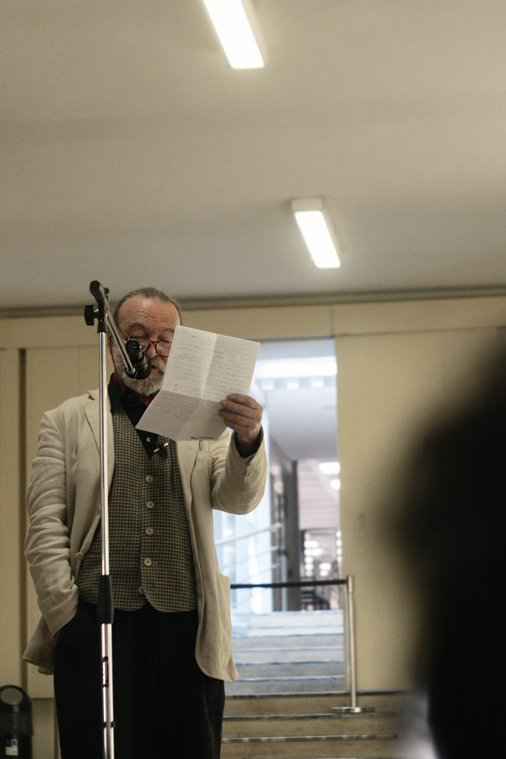 Illustration for article titled A gyűrűbuziknak se minden papsajt