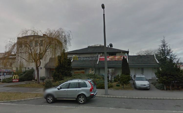 Illustration for article titled Ötvenhárman lettek rosszul a vidéki McDonalds-ban