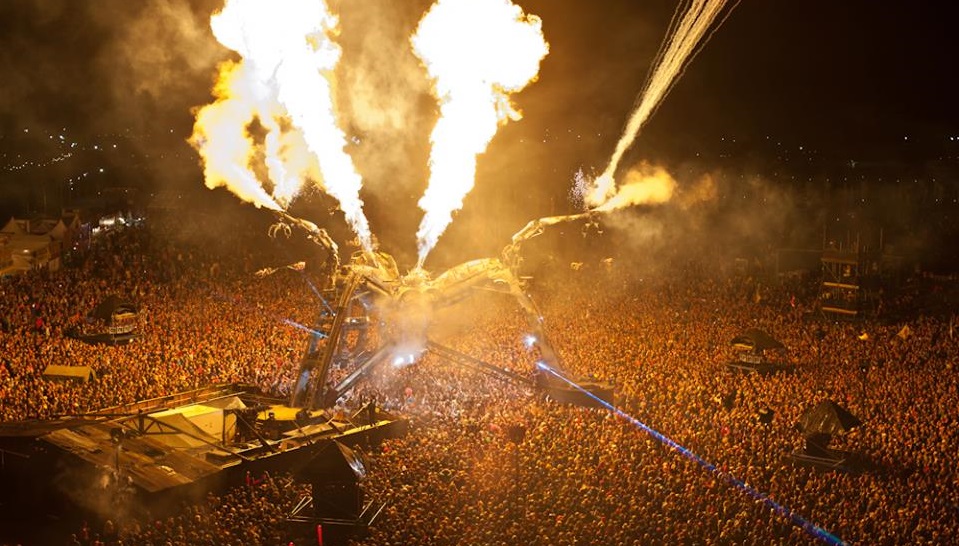 87 perc alatt fogytak el a jegyek a 2014-es Glastonbury fesztiválra