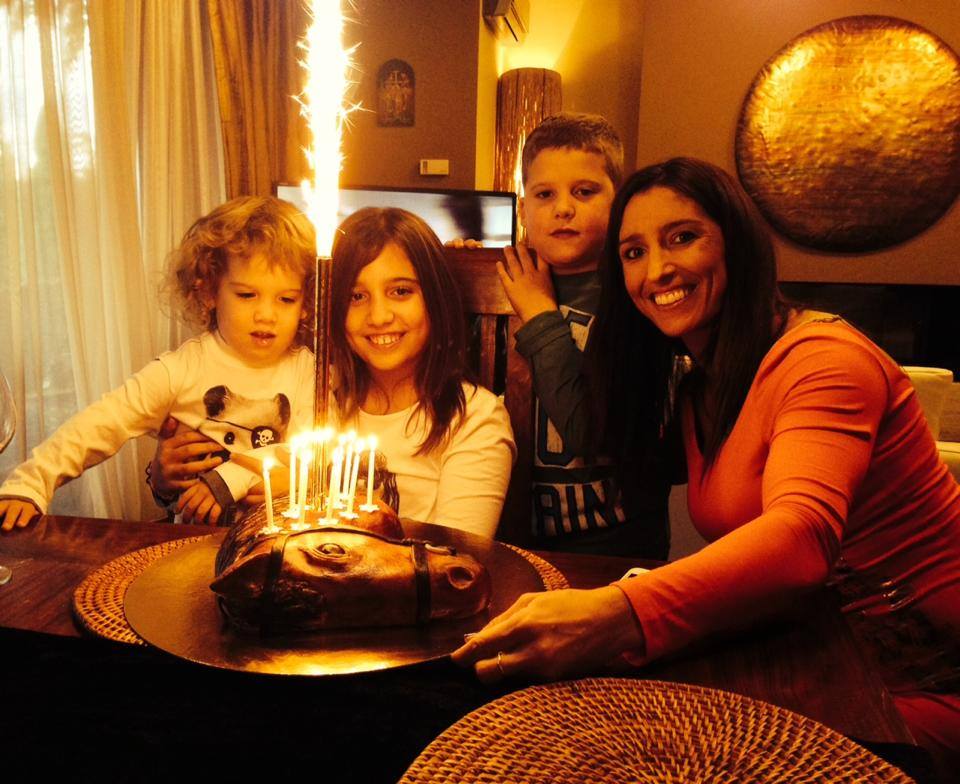 Rubint Réka a Cinknek is levágott lófejet küldött