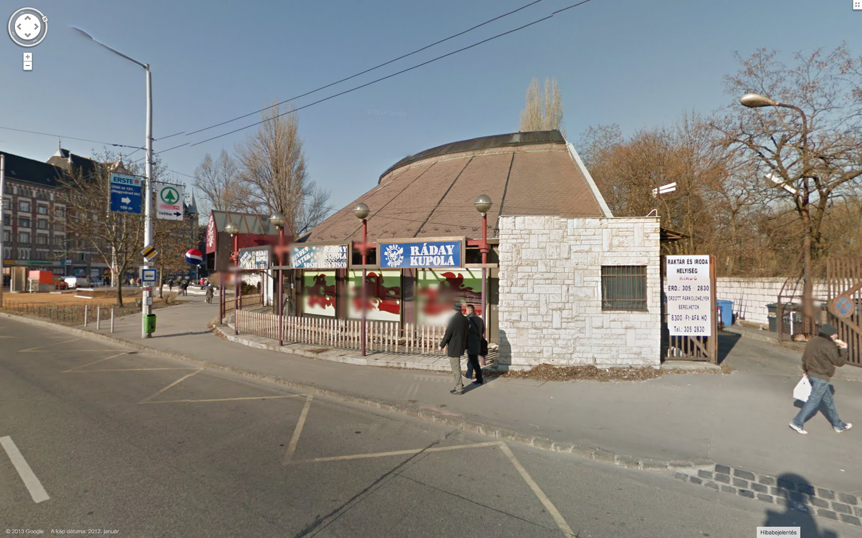 Illustration for article titled Porban fuldoklik a Nagyvárad tér. Kösz, Ludovika!