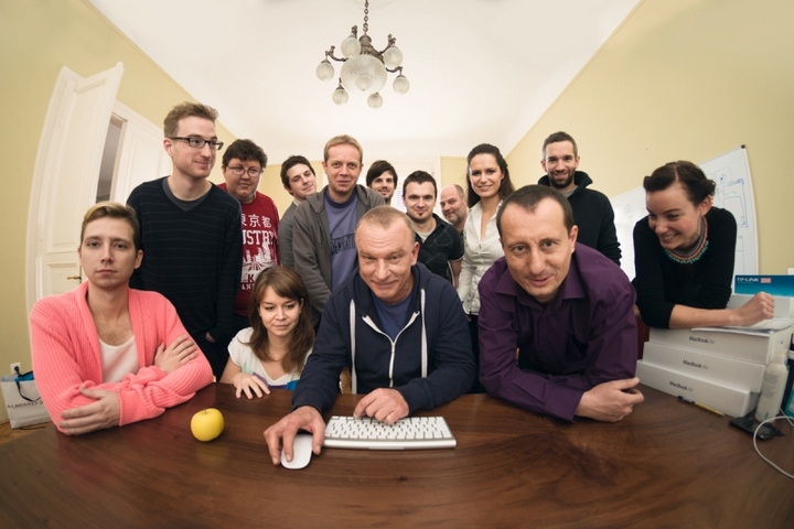 Megdöbbentő méretű szerkesztőséggel startol a Vs.hu