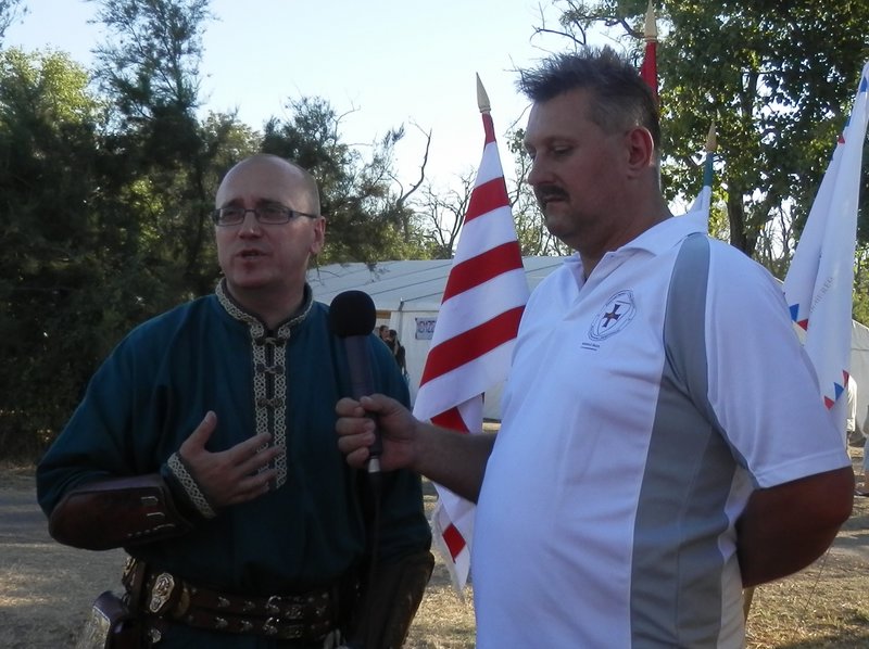 Illustration for article titled Ilyen érpataki kvázi-aljegyzők lennétek ti - a legviccesebb válaszok