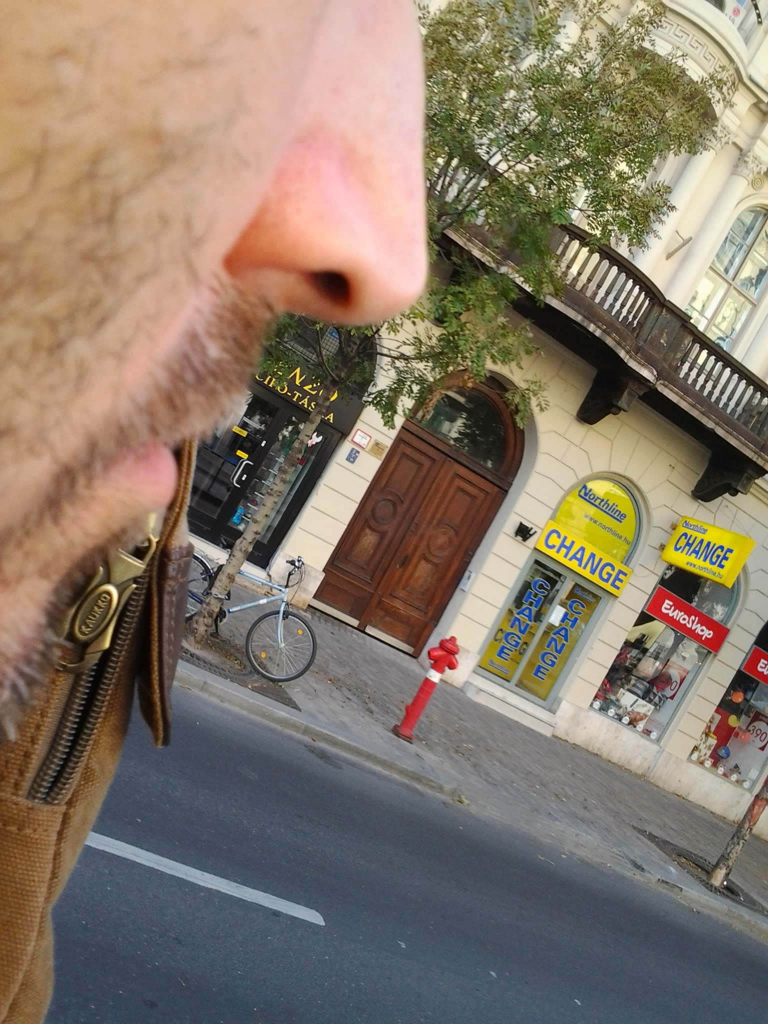 Hogyan öltözzünk demokratikus ellenzékinek? Percről percre a Műegyetem