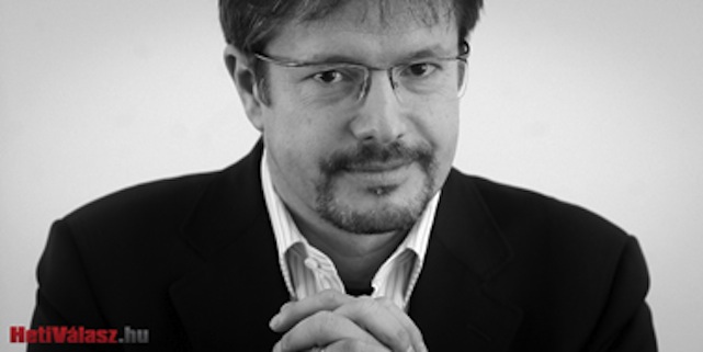 HAHAHAHAHAHAHAHA! Borókai Gábor? HAHAHAHAHA!