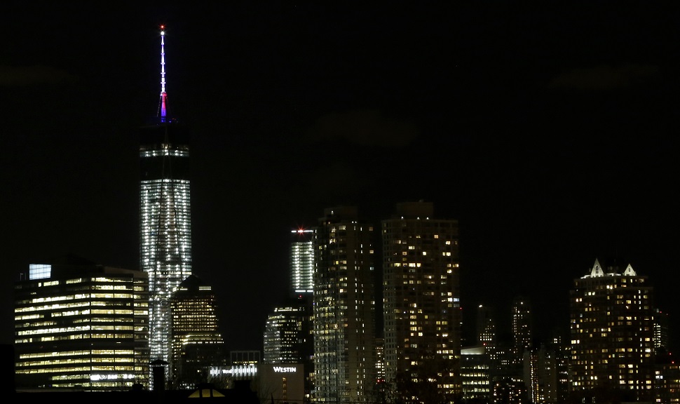 Bekapcsolták az új World Trade Center fényeit