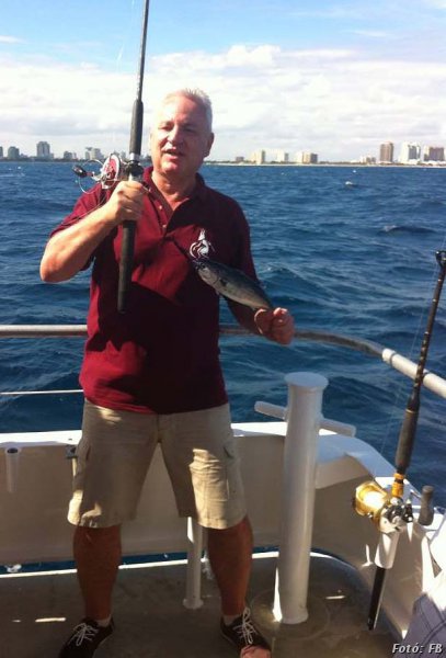 Végre egy értelmes cél: horgászni mentek Floridába Debrecen vezetői