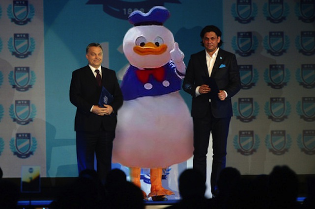 Illustration for article titled Tudta-e Ön, hogy Orbán Viktor egy libás?