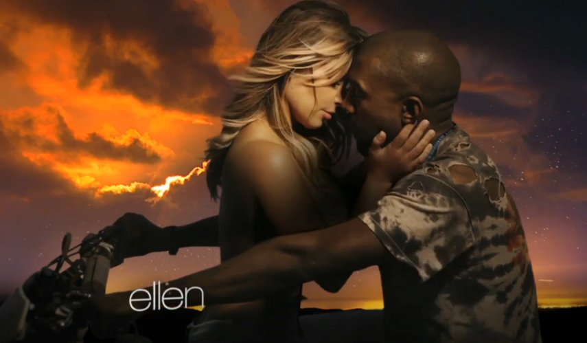 Kanye West motoron döngeti a meztelen menyasszonyát