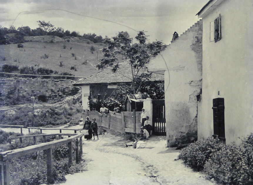 Illustration for article titled Falu a városban – nyolcvan éve kezdték meg a Tabán bontását