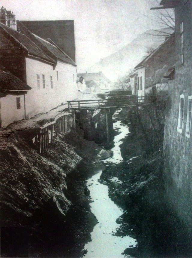 Illustration for article titled Falu a városban – nyolcvan éve kezdték meg a Tabán bontását