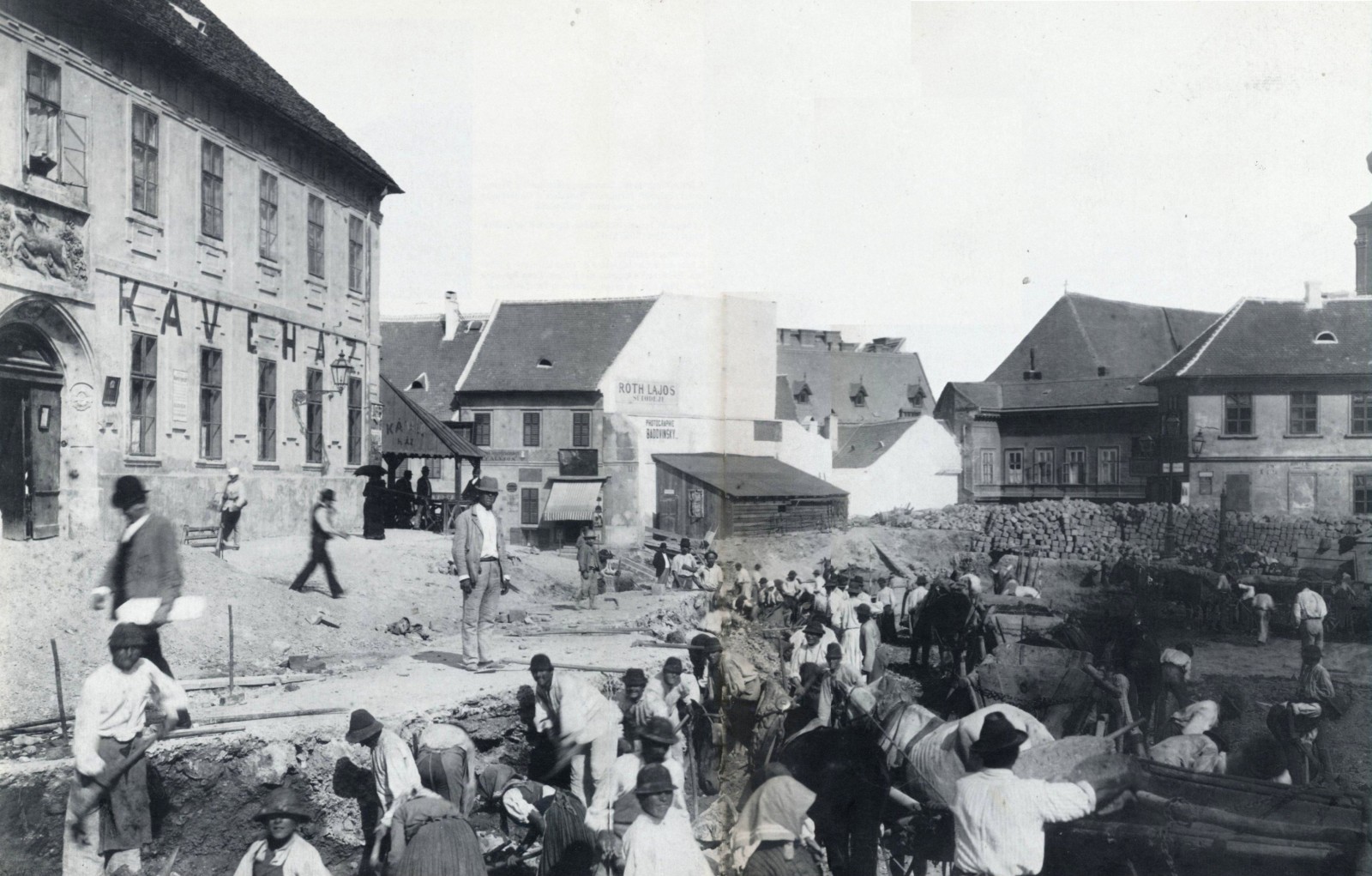 Illustration for article titled Falu a városban – nyolcvan éve kezdték meg a Tabán bontását