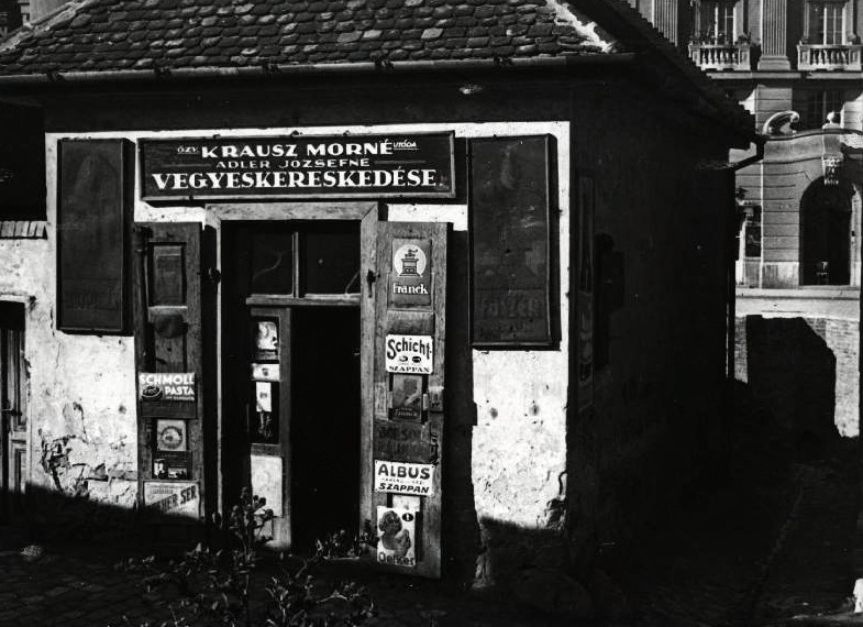 Illustration for article titled Falu a városban – nyolcvan éve kezdték meg a Tabán bontását