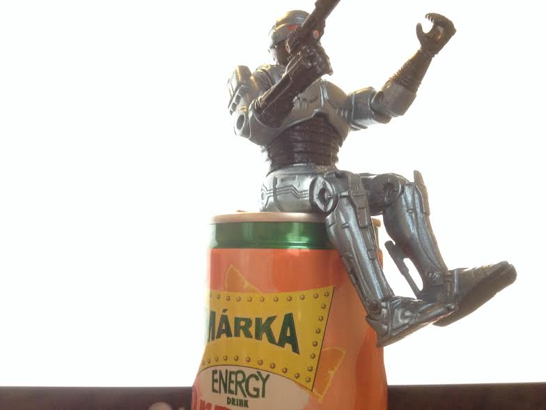 Szegény Pistike öngyilkos akart lenni üdítővel, ez lett belőle