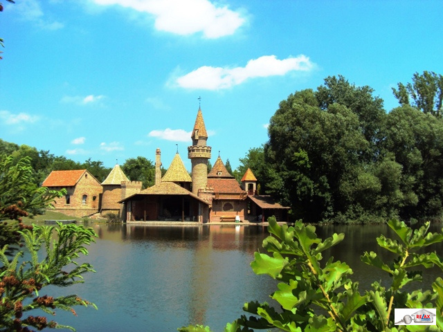 Illustration for article titled Tényleg 165 millióért vehetsz magadnak itthon egy várat?