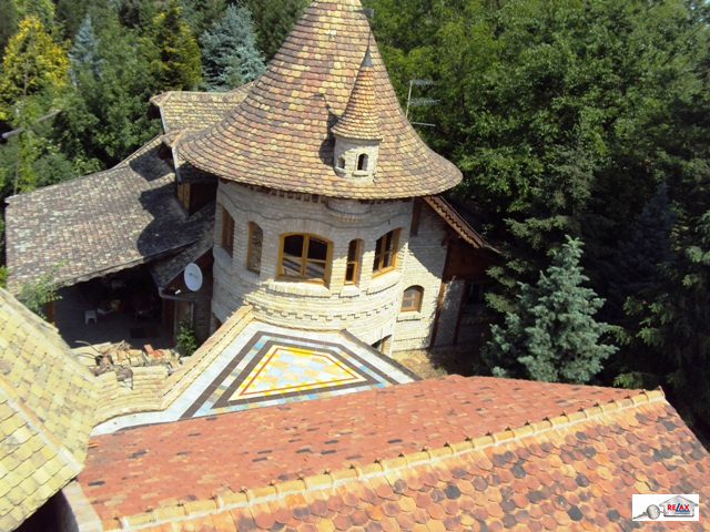 Illustration for article titled Tényleg 165 millióért vehetsz magadnak itthon egy várat?