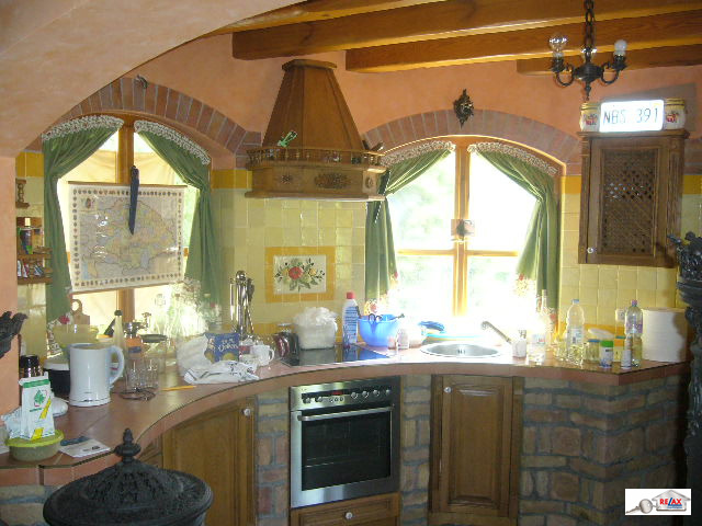 Illustration for article titled Tényleg 165 millióért vehetsz magadnak itthon egy várat?