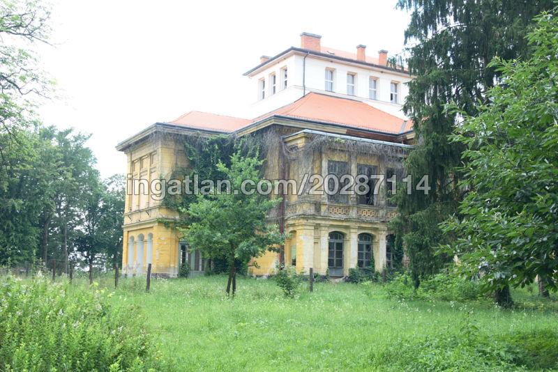 Illustration for article titled Tényleg 165 millióért vehetsz magadnak itthon egy várat?