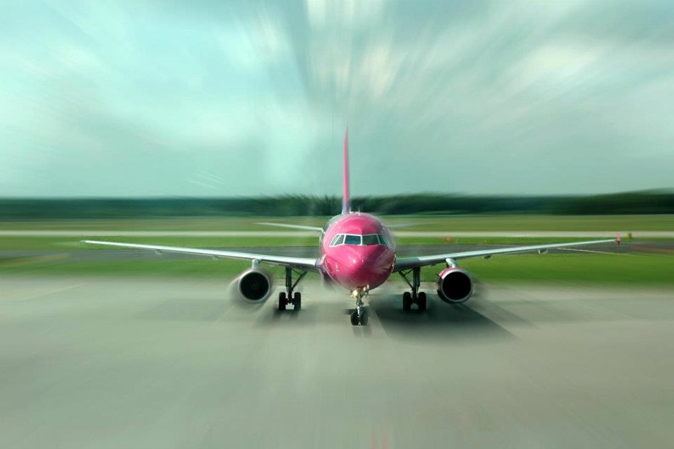 Taxival fizette le a Wizzair a panaszkodó, Pozsonyban ragadt utast