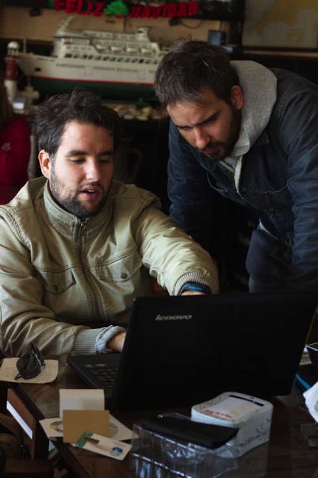 Nem süllyedt a kajak, a baj az volt, hogy habzott a tenger