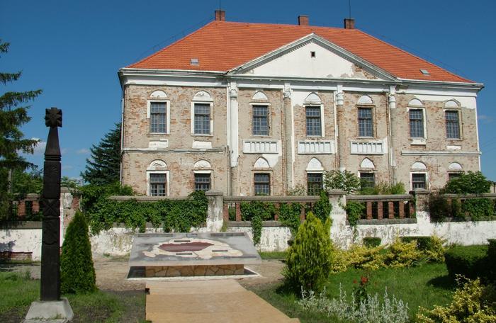 Illustration for article titled Nekünk még legalább két-három Trianon kéne, de hamar!