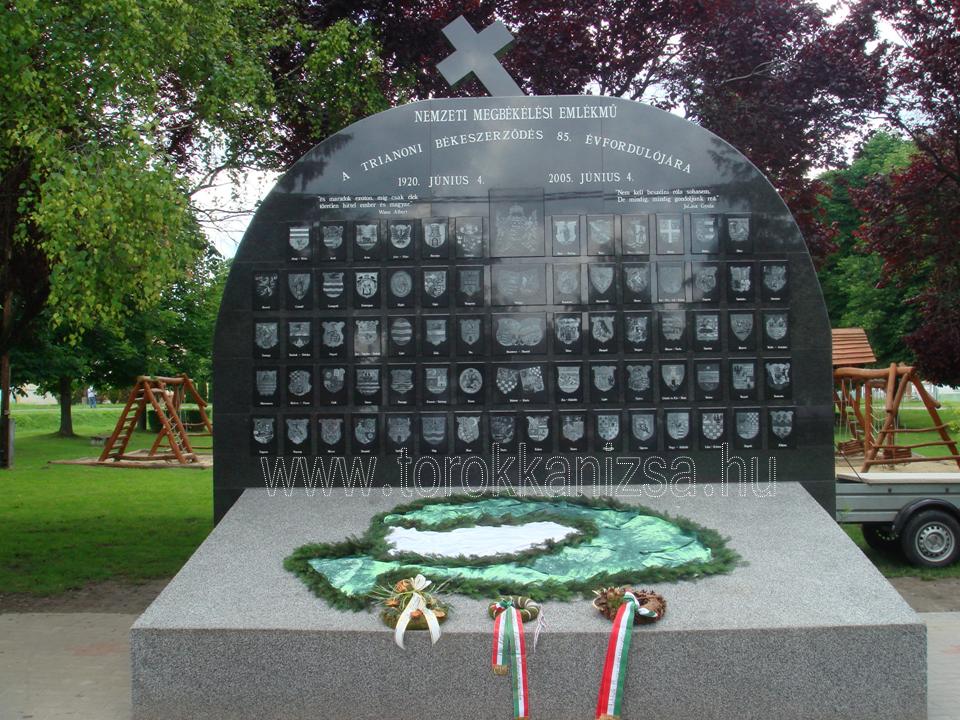 Illustration for article titled Nekünk még legalább két-három Trianon kéne, de hamar!