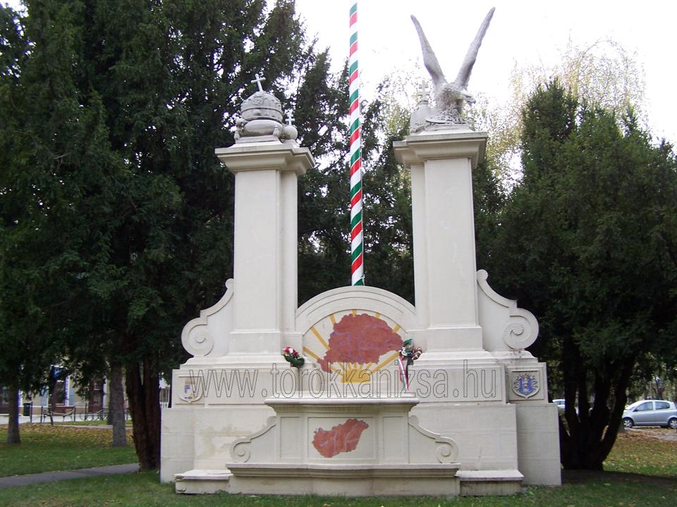 Illustration for article titled Nekünk még legalább két-három Trianon kéne, de hamar!