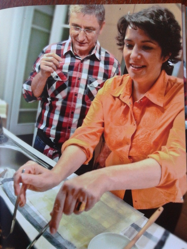 Illustration for article titled Milyen Feri? Gyurcsány szakácskönyvet írt a legszexibb magyar szakácsról