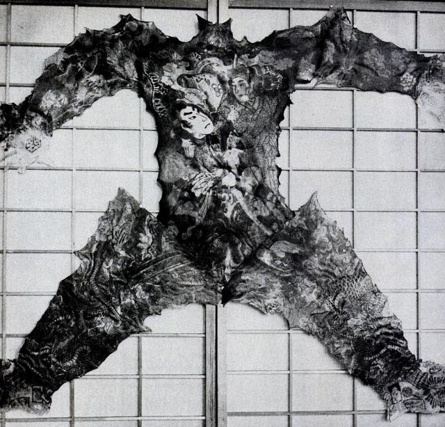 Éke a falnak a jakuzabőr