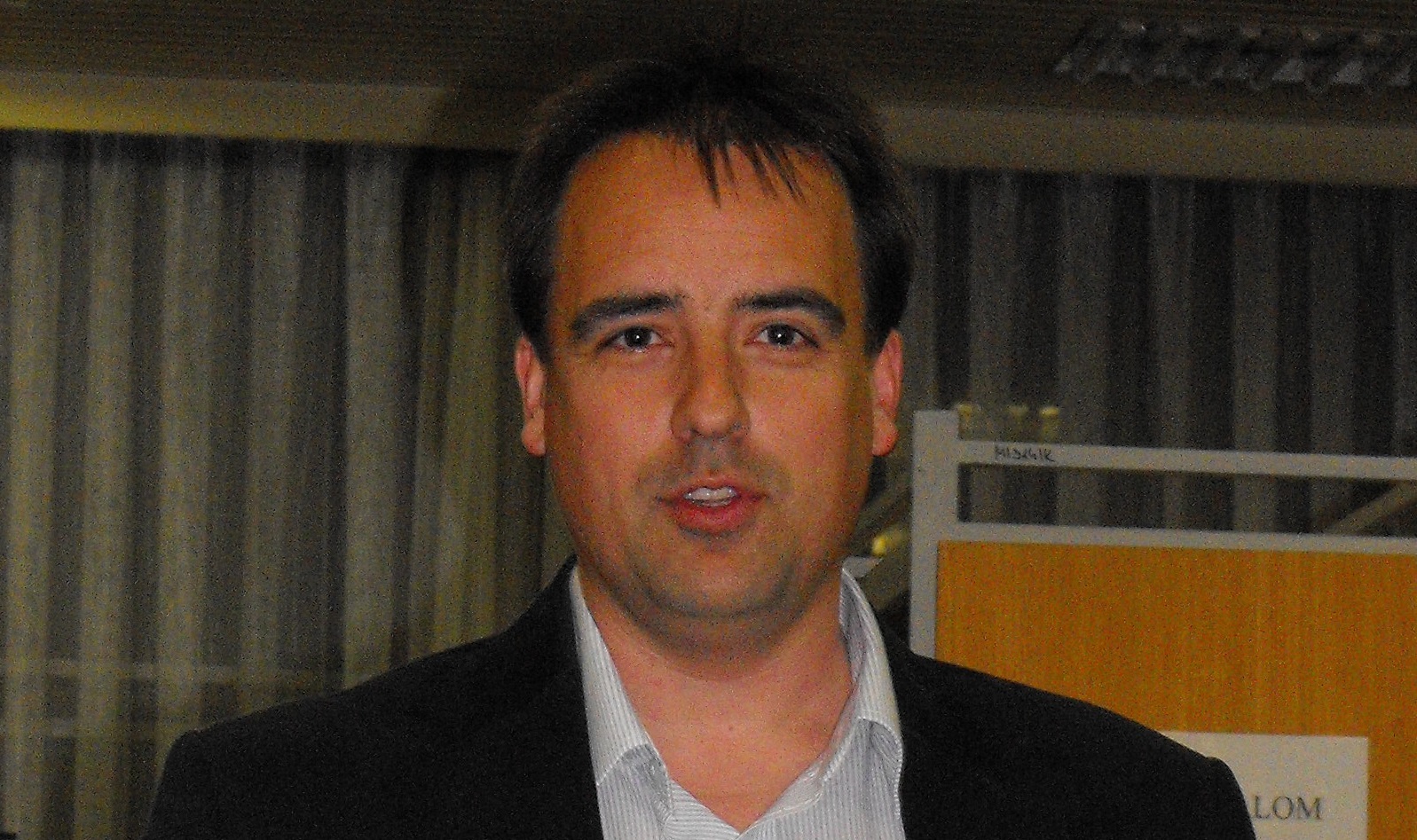 Illustration for article titled Milyen tanárok a politikusok? Megmondja az internet népe!