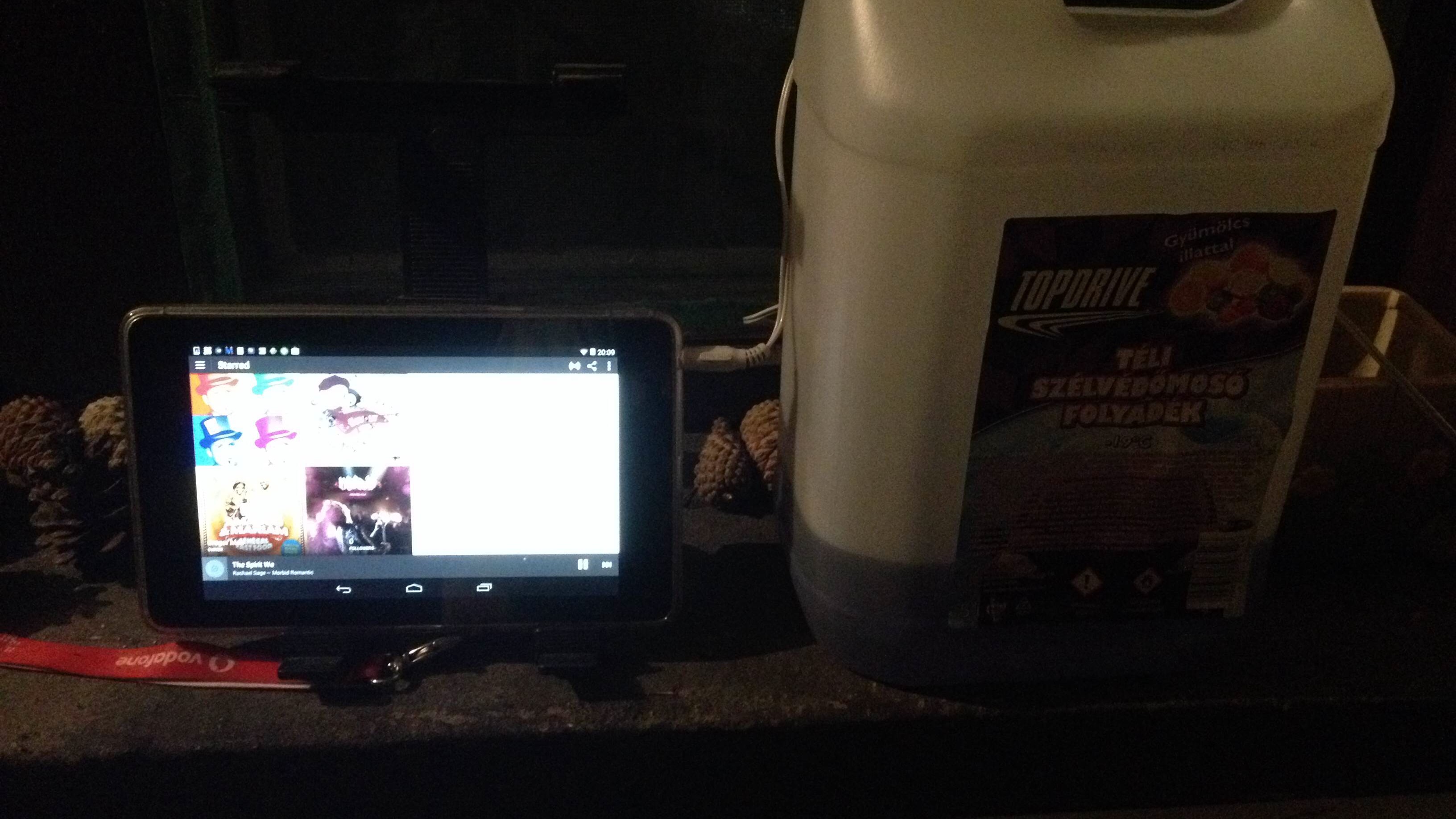 Illustration for article titled Elmentem vidékre turnézni két magyar zenekarral és ez lett a vége