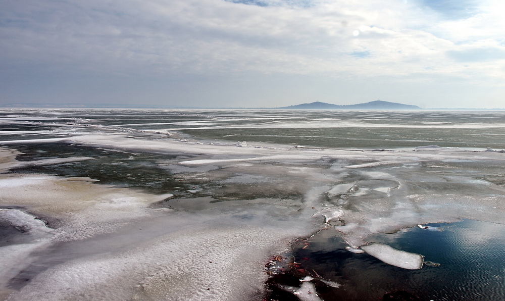 Illustration for article titled Úszd meg a karácsonyt!